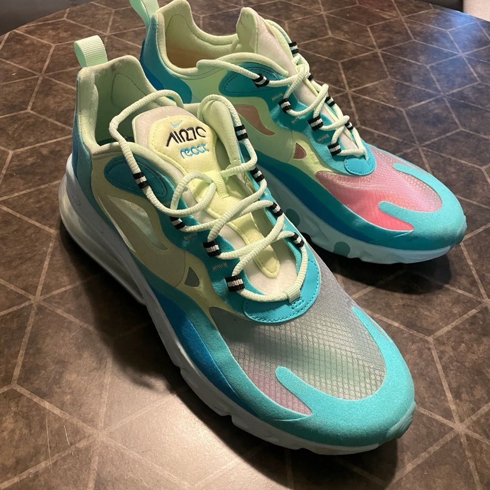 Air max 270 react